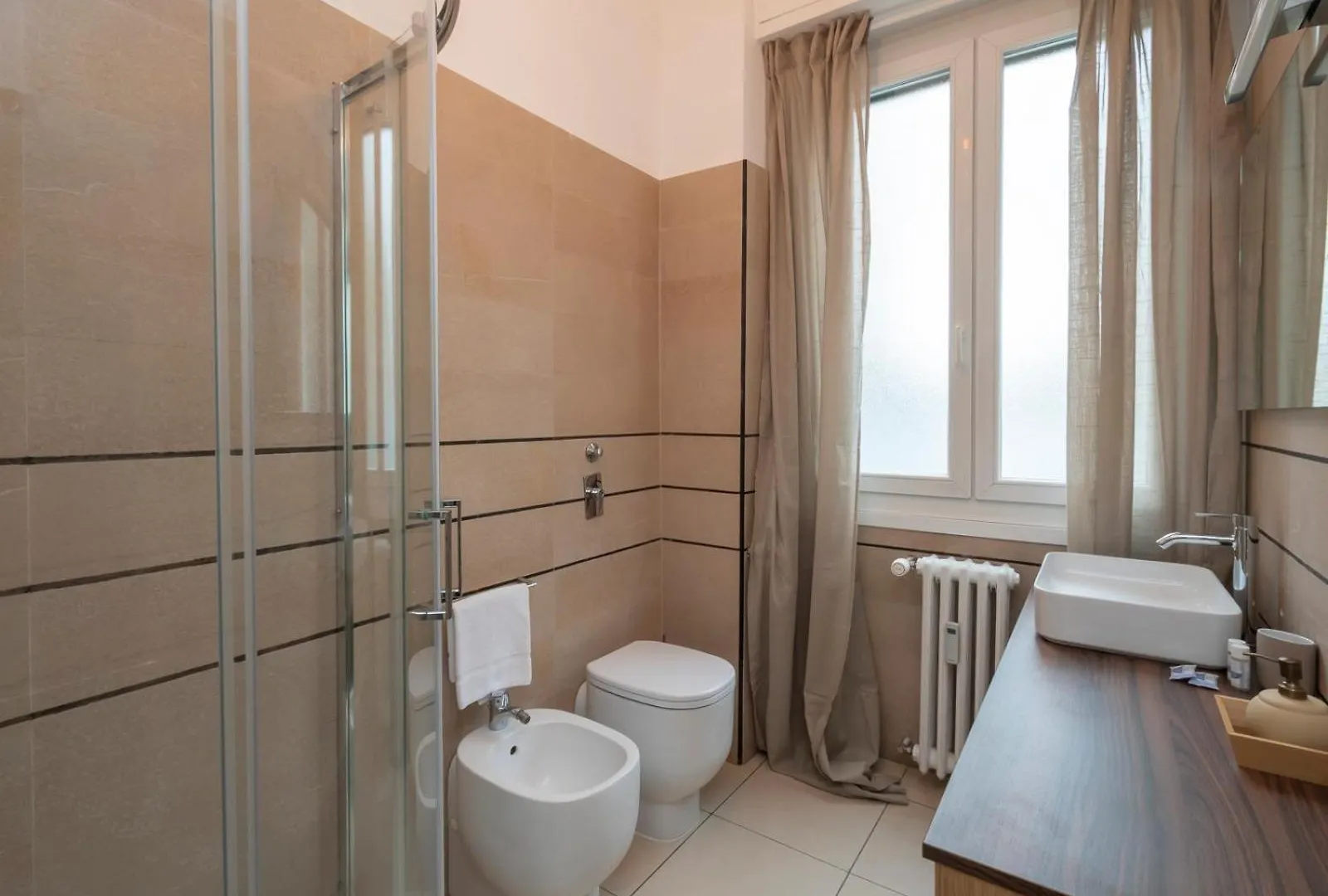 Gambara San Siro One Minute From The Metro Apartment Milan Italy