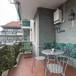 Apartament Pasteur Modern With Terrace!, Mediolan